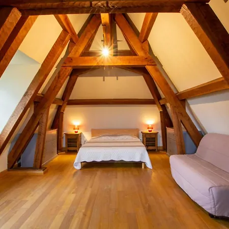 Maison De Charme Avec Jardin Et Animaux Acceptes A - Fr-1-616-118 Monsac