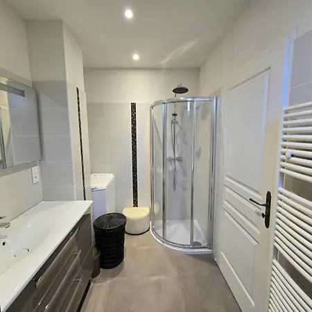 Monsac, 4 Pièces, 6 Personnes - Fr-1-616-118 Casa vacanze *